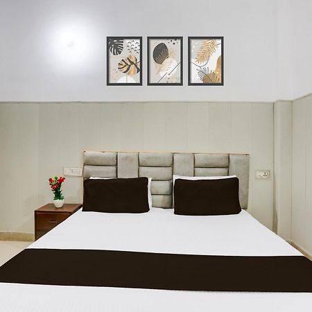 Hotel O Vk Palace 아그라 외부 사진