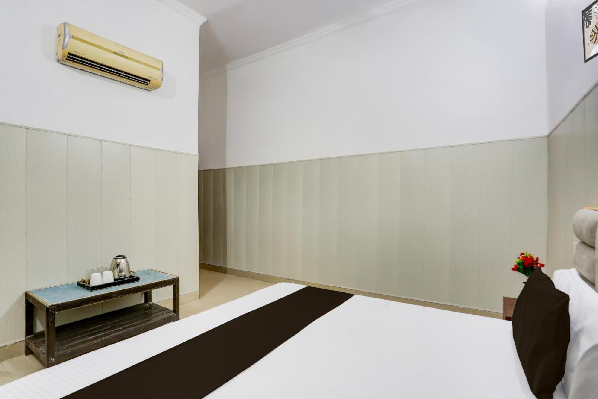 Hotel O Vk Palace 아그라 외부 사진
