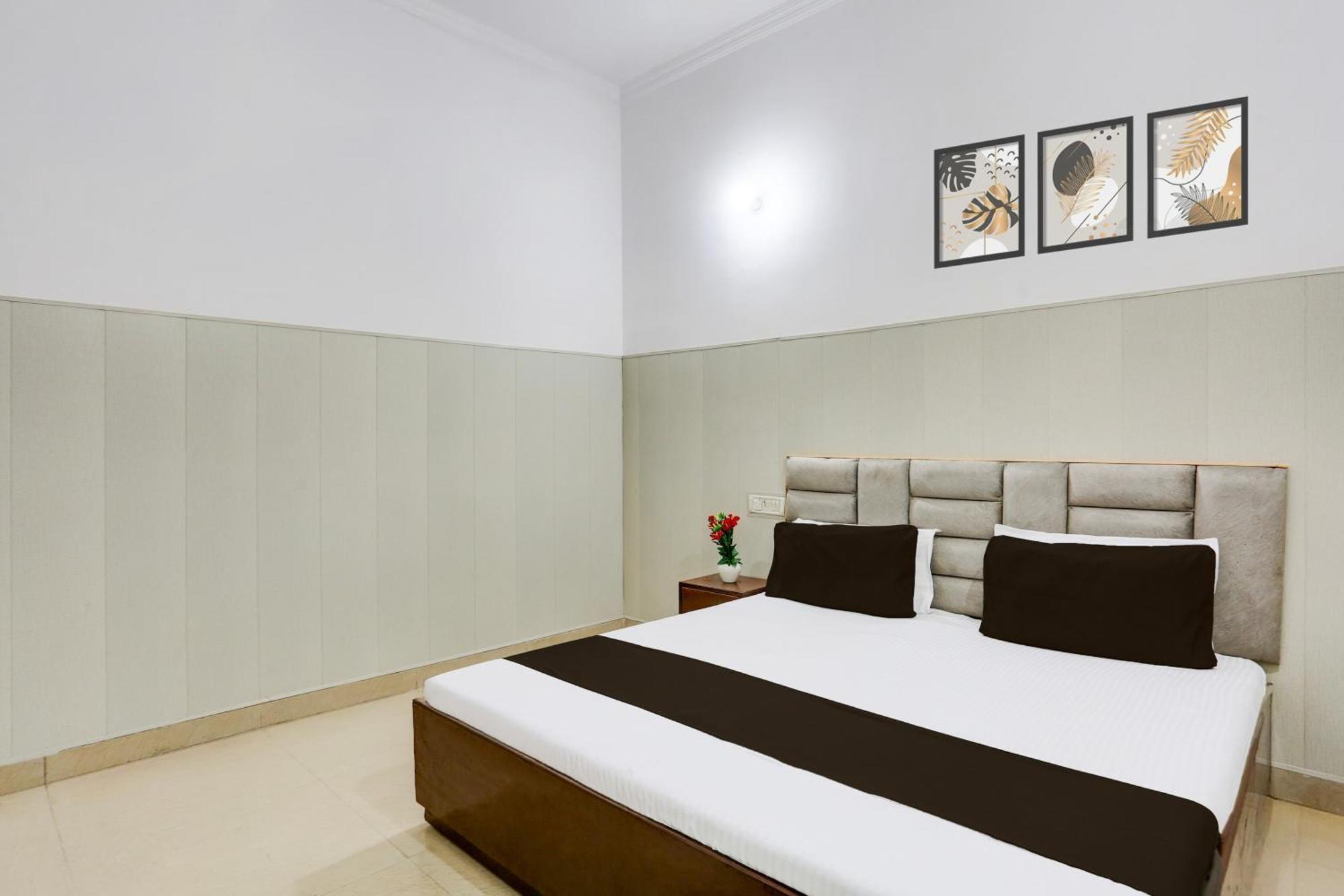 Hotel O Vk Palace 아그라 외부 사진