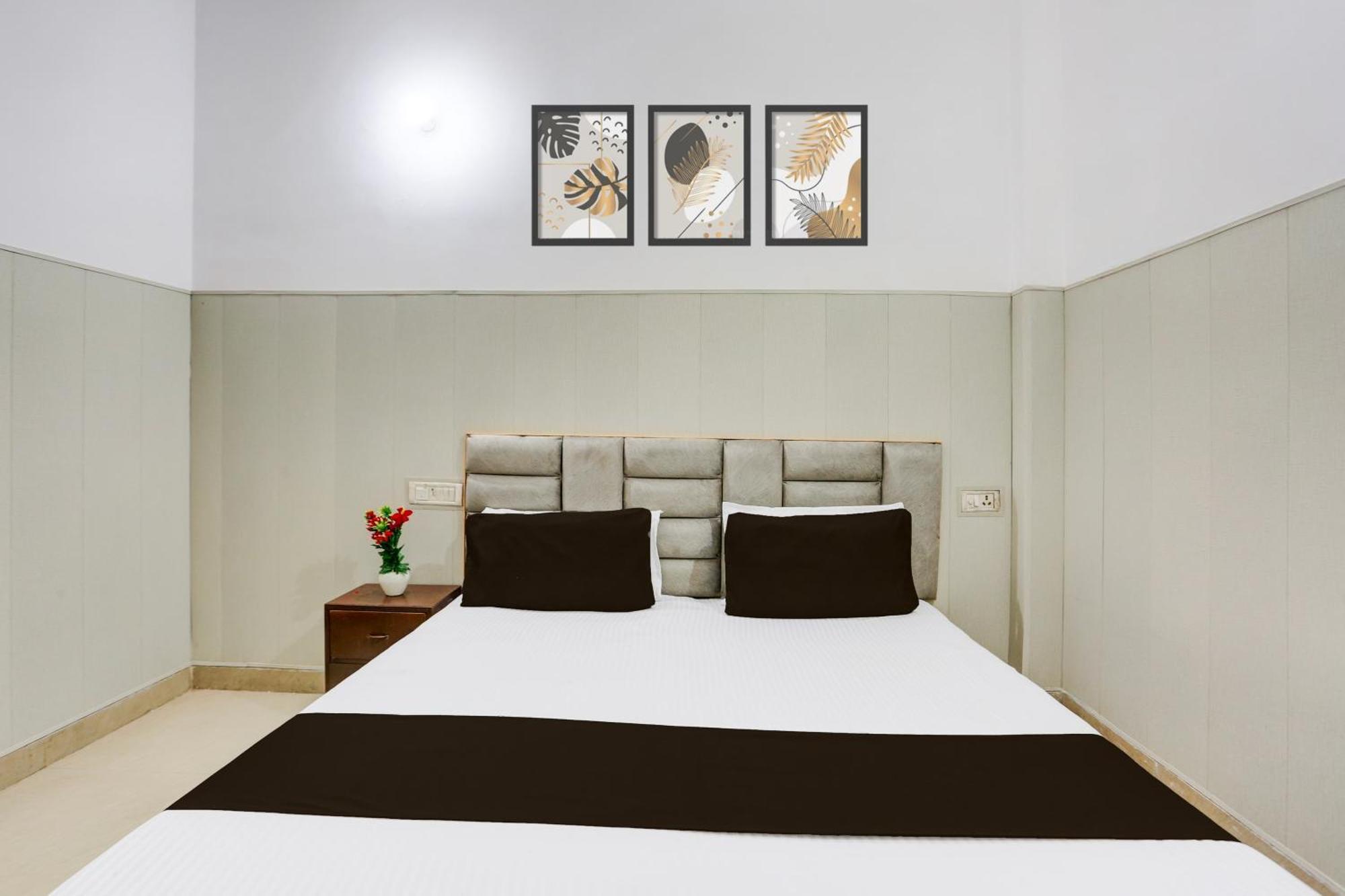 Hotel O Vk Palace 아그라 외부 사진