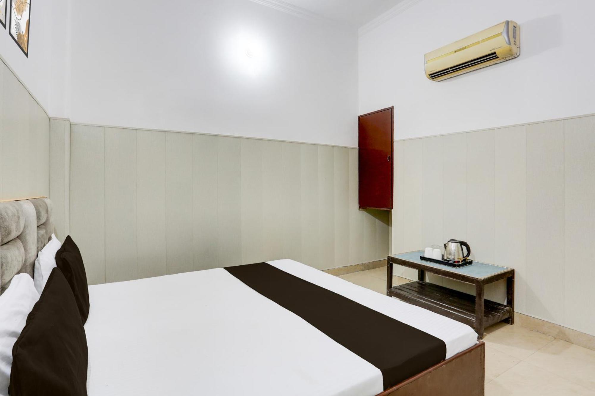 Hotel O Vk Palace 아그라 외부 사진